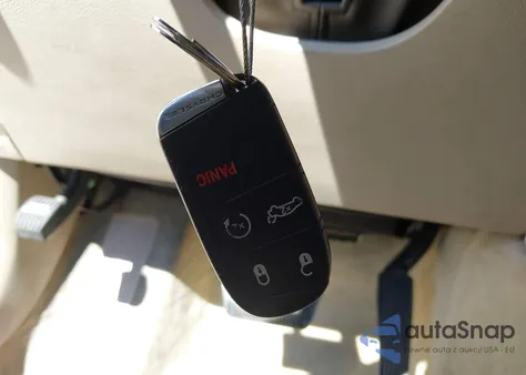 2011 Chrysler 300C из США, поврежденный, VIN 2C3CA6CT6BH538255